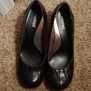 Women's Size 9 cute Slip ons